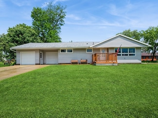 306 Washington St, Norway, IA 52318