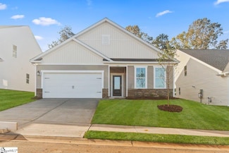1304 Skytop Dr, Simpsonville, SC 29681