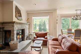 476 Wood Rd Unit 32, Snowmass Village, CO 81615