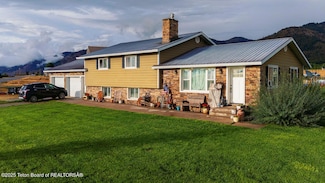 716 Bench Rd, Bedford, WY 83112