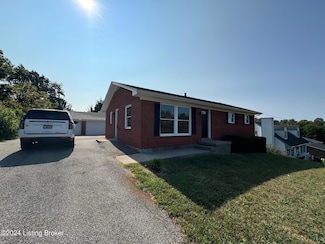1217 Lyndon Ln, Radcliff, KY 40160