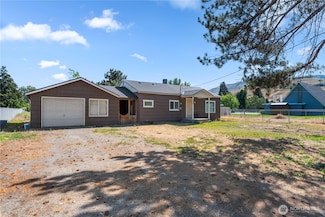 1715 Locust St, Wenatchee, WA 98801