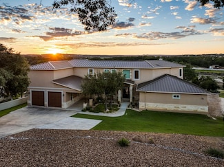 1472 Kings Cove Dr, Canyon Lake, TX 78133