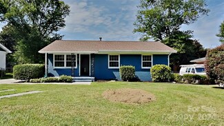 4222 Winedale Ln, Charlotte, NC 28205