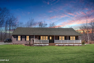 569 Mines Ln, Williamsburg, PA 16693