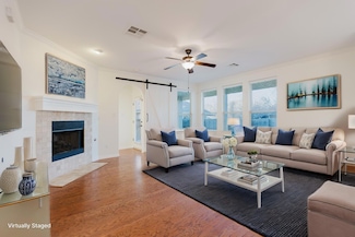 422 Village Commons Blvd, Georgetown, TX 78633