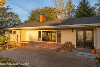 468 Old Post Rd, Ghent, NY 12075