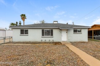 2923 W Seldon Ln, Phoenix, AZ 85051