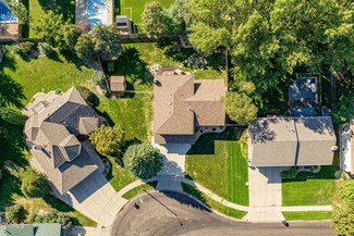 406 W Brandon Dr, Bismarck, ND 58503