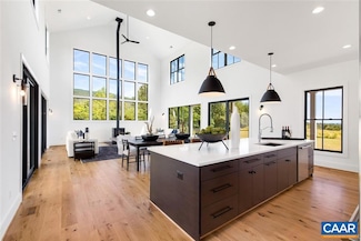 310 Goodloe Ln, Afton, VA 22920