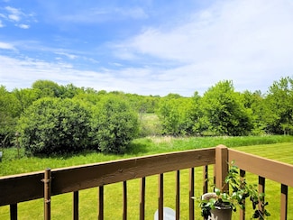 305 N Creekside Trail Unit C, McHenry, IL 60050