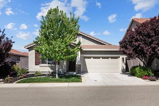 910 Lazy Trail Dr, Rocklin, CA 95765