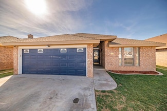 916B Bronstad Dr, Andrews, TX 79714