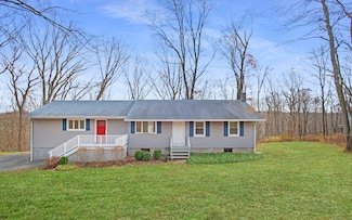 180 Peaceable Ridge Rd, Ridgefield, CT 06877