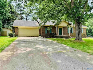 104 Cotton Hill Rd, Huntsville, AL 35811