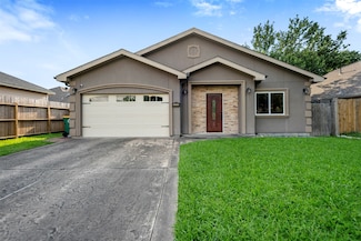 2526 Perez Rd, Pasadena, TX 77502