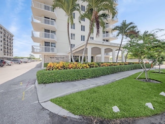 125 S Ocean Ave Unit 303, Riviera Beach, FL 33404
