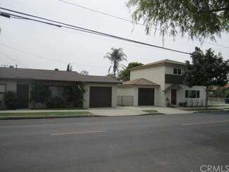 2102 E 19th St, Signal Hill, CA 90755