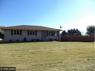 18455 Vassar St NE, Columbus, MN 55025
