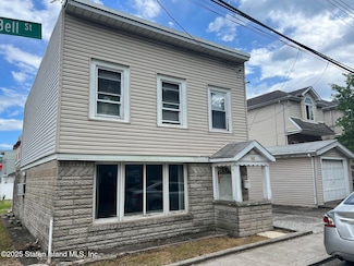 66 Bell St, Staten Island, NY 10305