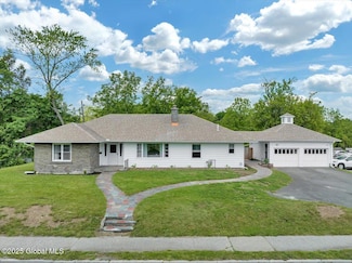 55 Fairview Ave, Hudson, NY 12534