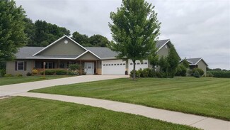 14 Deer Path Ct, Waupun, WI 53963