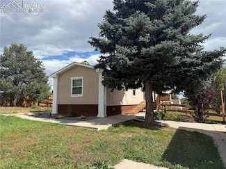 8445 Commanche Rd, Colorado Springs, CO 80926