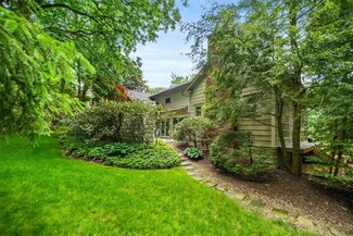 2761 Indian Spring Ln, Allison Park, PA 15101