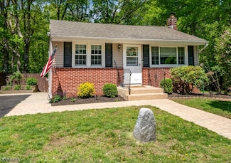 393 W Dewey Ave, Wharton, NJ 07885