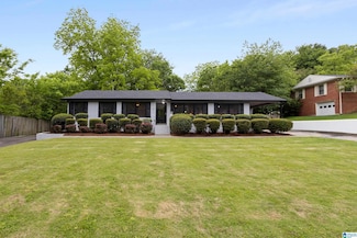 712 Highland Ave, Gardendale, AL 35071