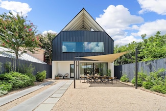 2309 E 5th St, Austin, TX 78702