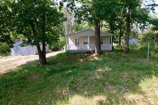 5459 SE Grindstone Rd, Cameron, MO 64429
