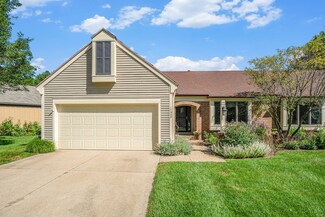 17543 Meadow Wood Rd Unit 32, Spring Lake, MI 49456