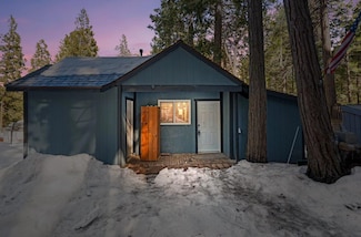 10638 Pine Dr, Wofford Heights, CA 93285