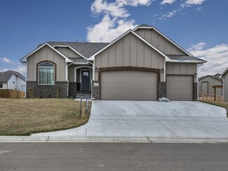 4422 N Cassie St, Maize, KS 67101