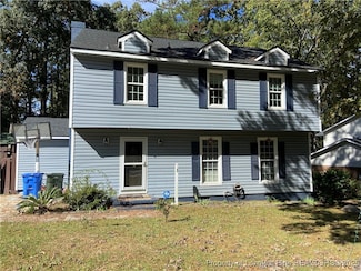 1741 Daisy Ln, Fayetteville, NC 28303