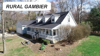 17930 Glen Rd, Gambier, OH 43022