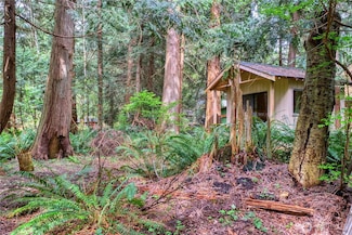 25 Burns Way, Point Roberts, WA 98281