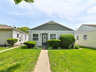722 S 56th St, Milwaukee, WI 53214
