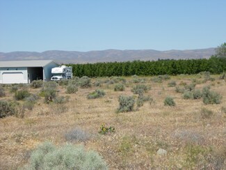 810 Desert Aire Dr SW, Mattawa, WA 99349