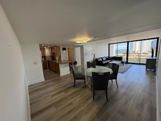 5600 N Flagler Dr Unit 7040, West Palm Beach, FL 33407