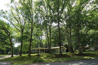 1892 N Oak Ln, State College, PA 16803