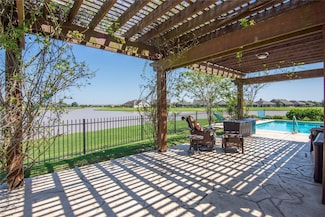 442 Spindrift Cir, Richmond, TX 77469