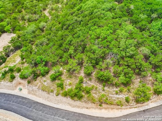 8531 Colfax Cove, Cross Mountain, TX 78255