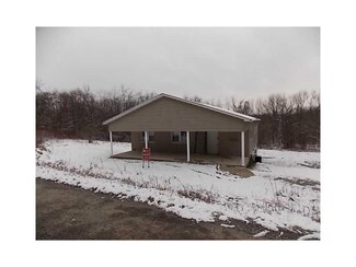 2149 Hickory Nut Rd, Apollo, PA 15613