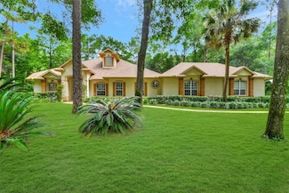 1875 Glenwood Oaks Ln, Deland, FL 32720