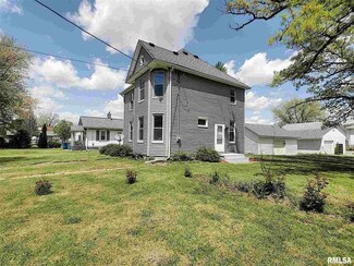 1125 Hospital Rd, Silvis, IL 61282