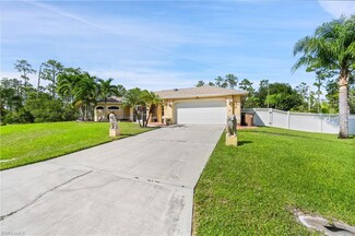 601 E 14th St, Lehigh Acres, FL 33972