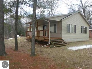3637 S Shore Dr, Lupton, MI 48635