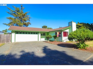 825 Seabreeze Terrace, Coos Bay, OR 97420